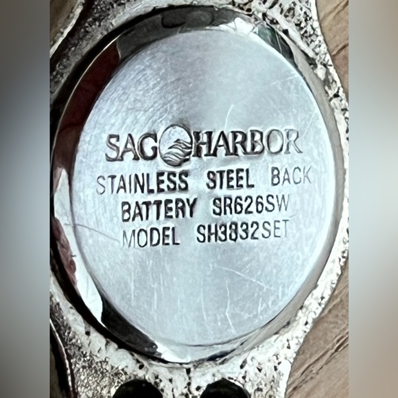 Sag Harbor Ladies Watch Two Tone Bracelet Stainless Dial Gold Tone Hands Markers - Picture 8 of 12